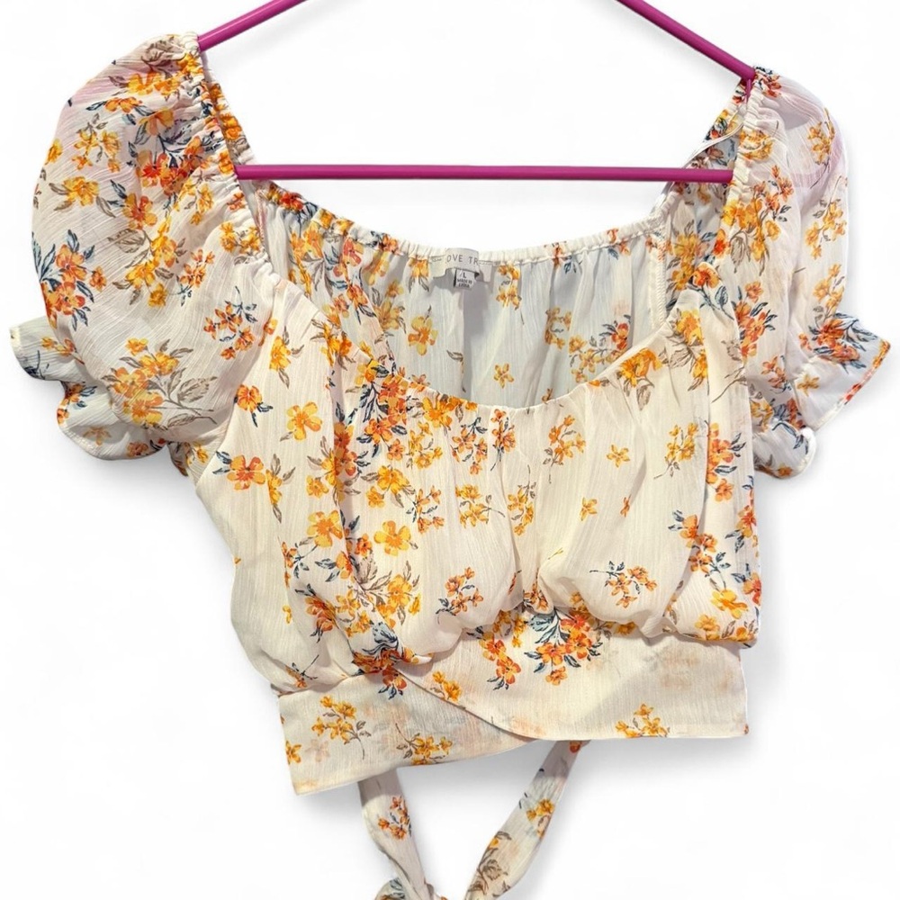 Floral Puff Sleeve Crop Top